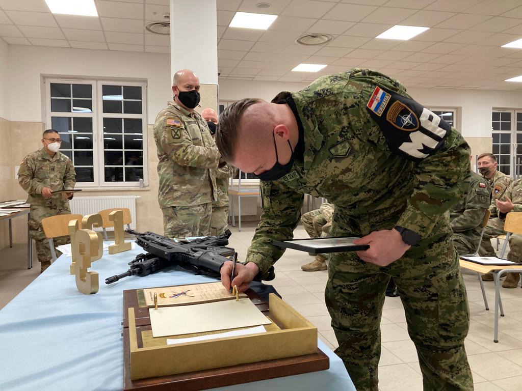 Američko Priznanje Hrvatskim Vojnicima U NATO-u U Poljskoj ...